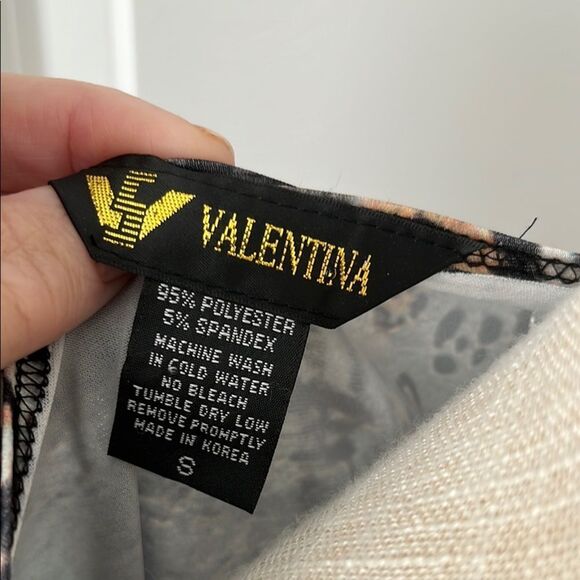 Valentina “Cat Walk “ Embellished Fantastic NWOT - Picture 2 of 10